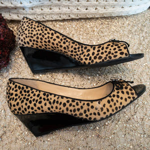 Calvin Klein Leopard Peep Toe Wedges Sz. 9.5 (A17)